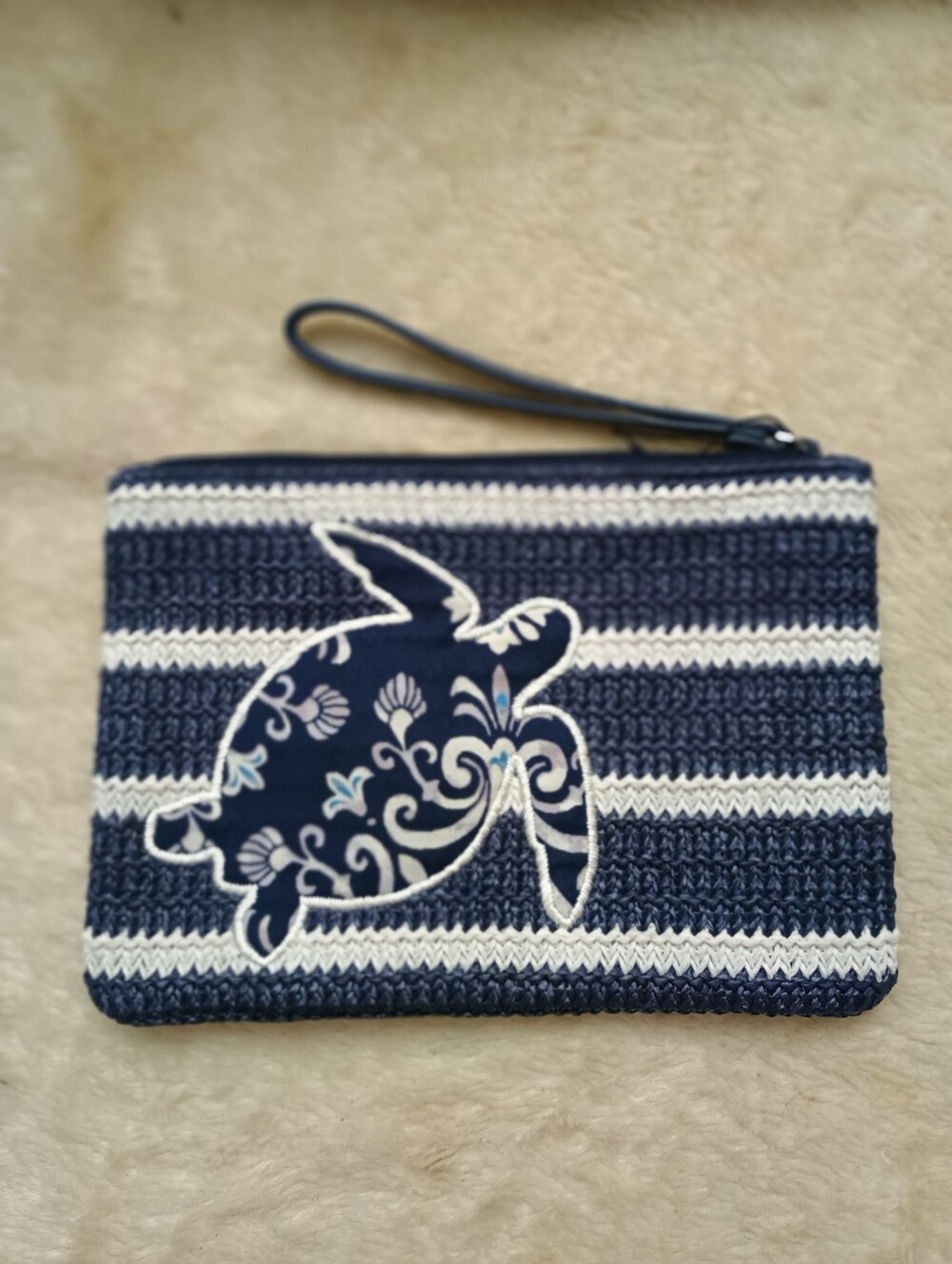 Vera Bradley Straw Large Wristlet Pouch Sea Turtle Striped